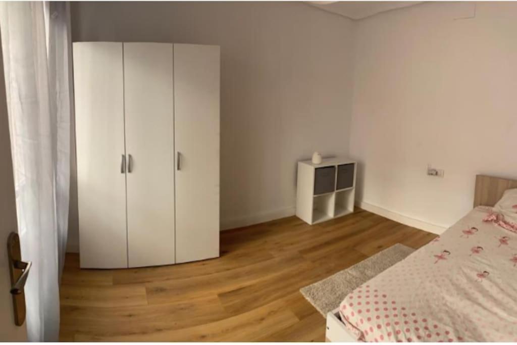 Apartamento Playa Levante ซานตาโปลา ภายนอก รูปภาพ